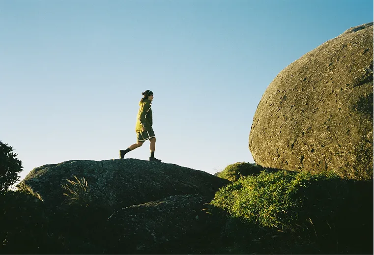 大きな石の画像